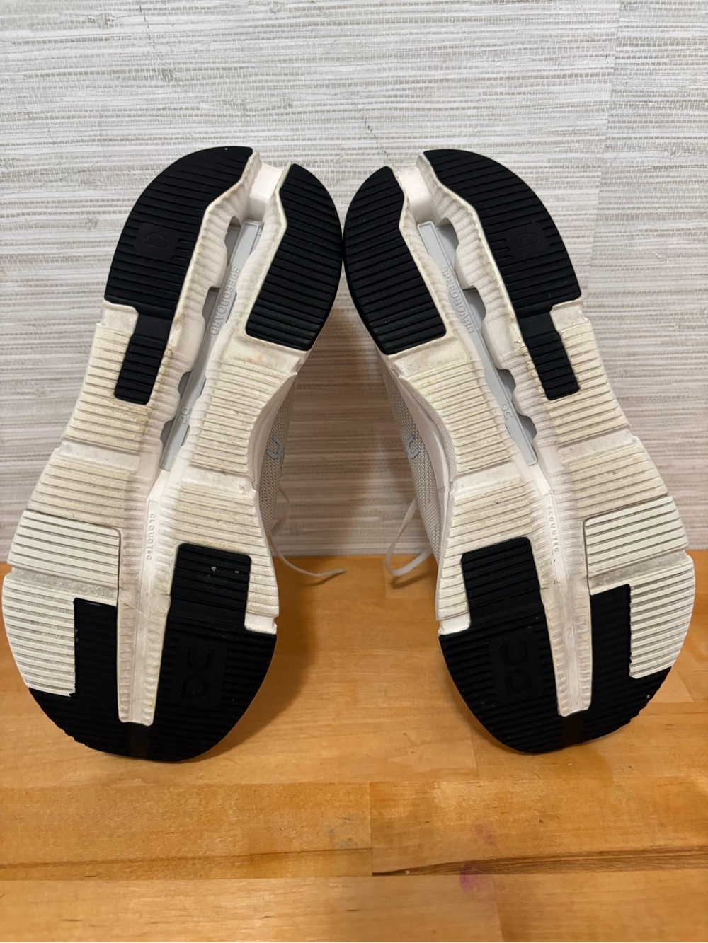 On Cloudnova Form 2 TT women’s 9 sneakers cream/ivory - Picture 5 of 5